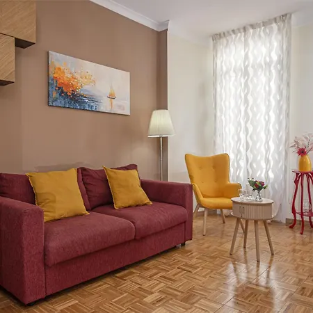 Menton, 3 Pieces, Climatisation مينتون