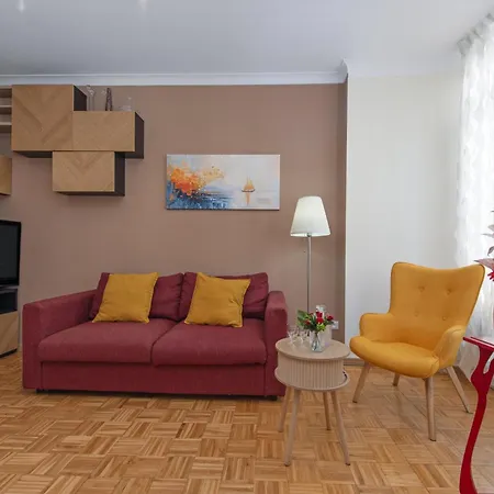 Menton, 3 Pieces, Climatisation *